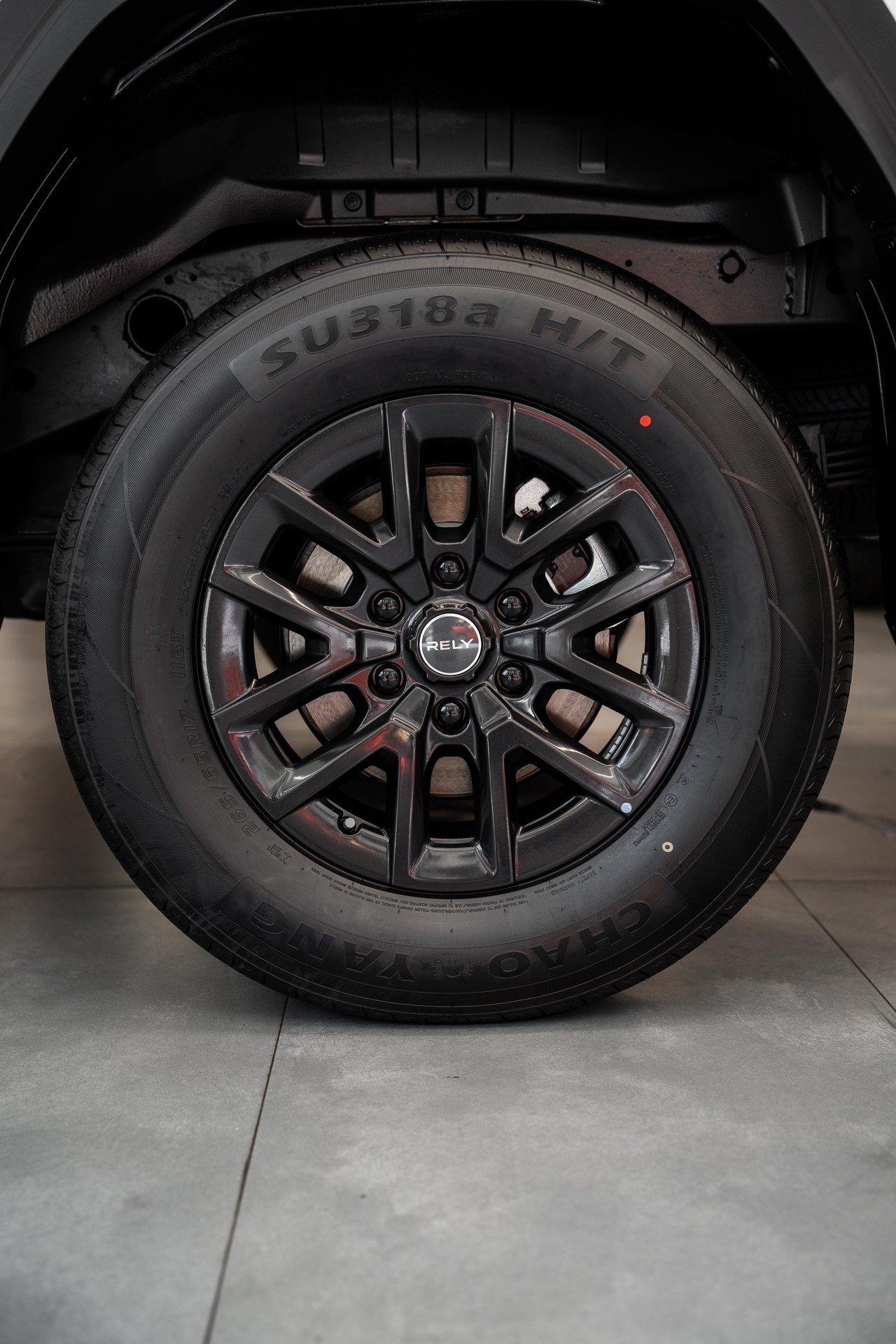 Rely R8 Blanca Lateral Showroom