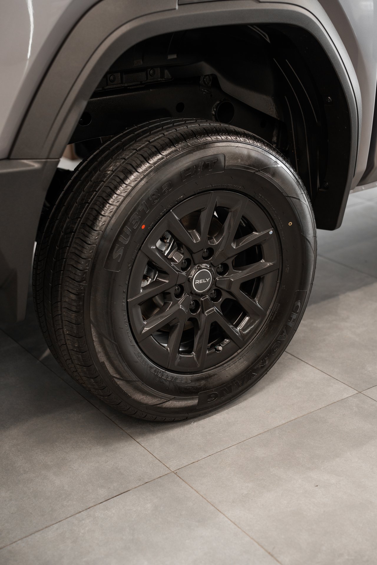 Rely R8 Gris Interior Tablero