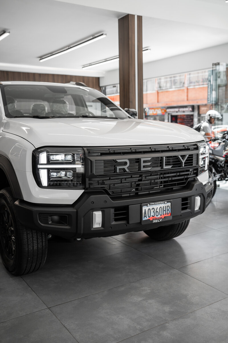 RELY R8 Blanca - DSC04690