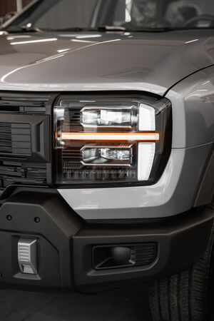 RELY R8 gris detalle llantas 4x4 - pickup 4x4 doble cabina en Venezuela