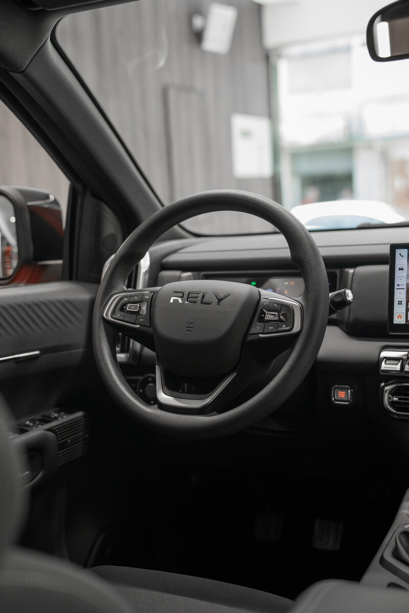 RELY R8 - Detalle Motor