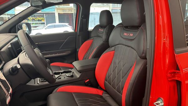 RELY R8 naranja WhatsApp_Image_2026 04 08_at_220754_4 - pickup 4x4 doble cabina en Venezuela