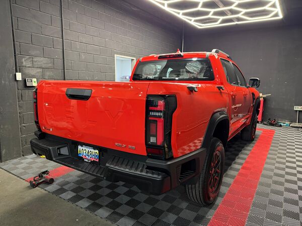 RELY R8 naranja interior tablero 4x4 - pickup 4x4 doble cabina en Venezuela