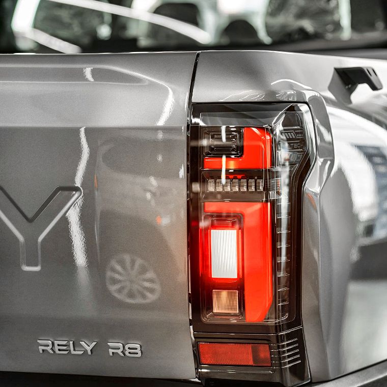 RELY R8 gris - Stop trasero LED